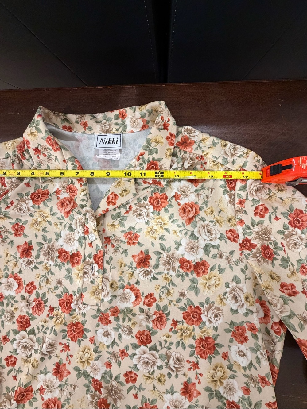 Women's Beige Floral Long-Sleeve Blouse - Picture 7 of 9